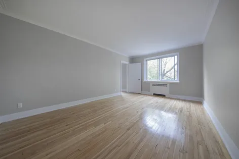 1 room apartment of 85m² in Montreal