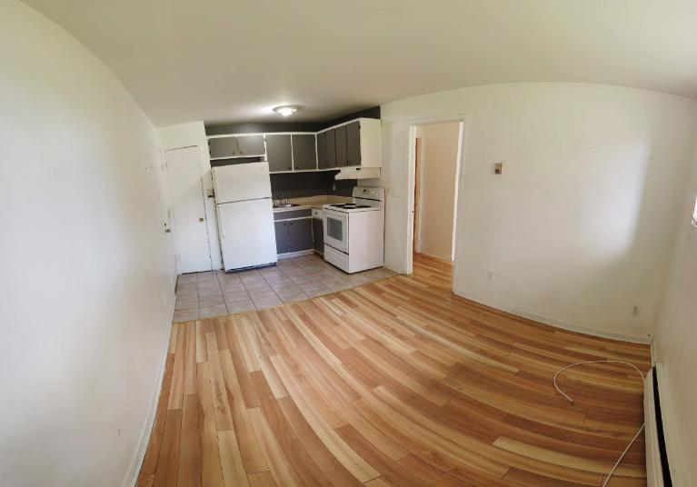 1 CH - 1 SDB - Québec - $827 /mo