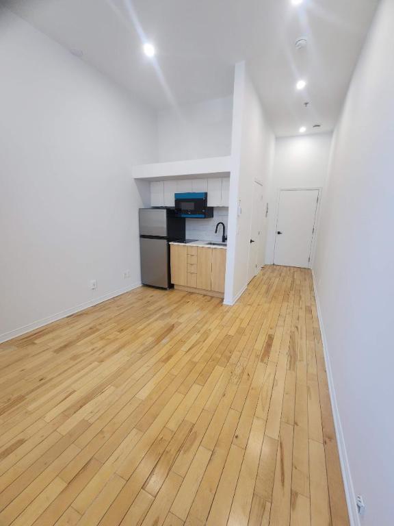 1 CH - 1 SDB - Montréal - $1,195 /mo