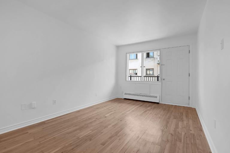 1 CH - 1 SDB - Montréal - $1,075 /mo