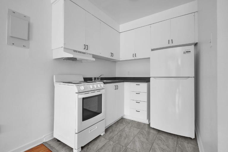 1 CH - 1 SDB - Montréal - $1,050 /mo