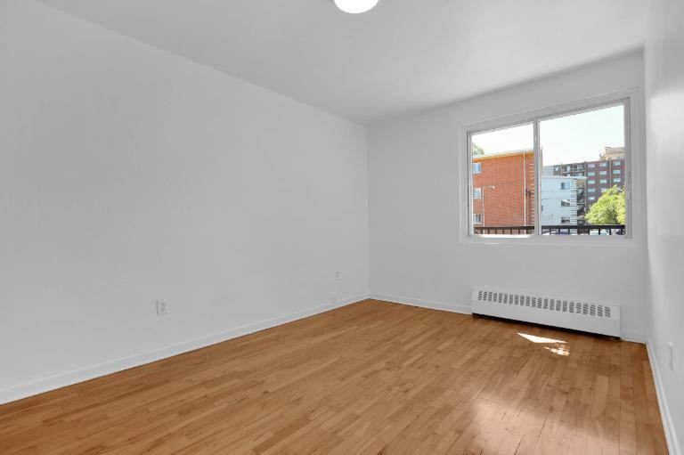 1 CH - 1 SDB - Montréal - $1,050 /mo