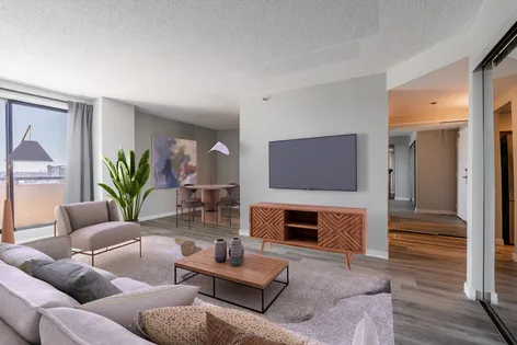 1 room apartment of 60m² in Montreal