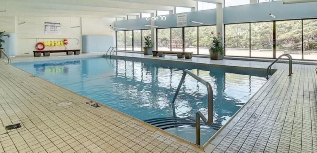 3 1/2 panama Brossard