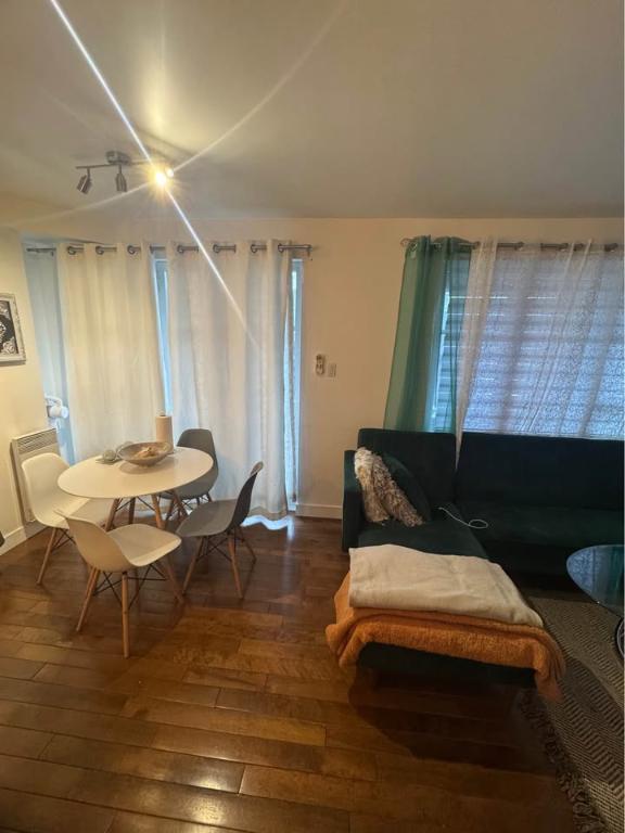 Condo 4 et demi sur Jarry est
