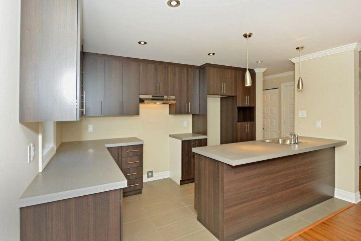 5 ½ À LOUER – 873-877-881 AVENUE DES JARDINS, ST-RÉMI – 1650$/MOIS