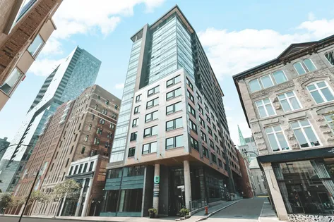 1 room apartment of 63m² in Montreal