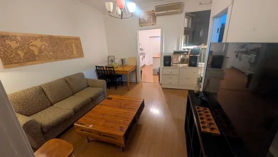 4 rooms apartment of 38m² in Montreal