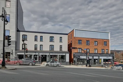 3 rooms apartment of 73m² in Sherbrooke