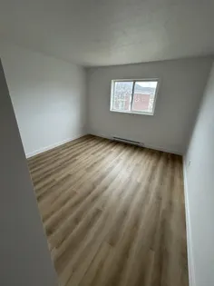 4 rooms apartment of 93m² in Sherbrooke