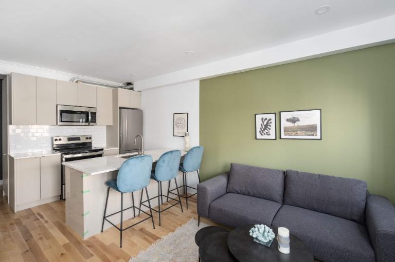 Appartement renove!