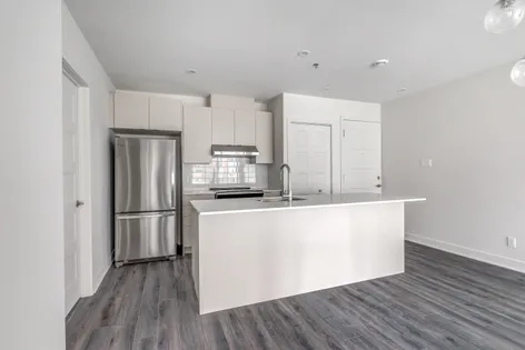 2 rooms apartment of 62m² in Montreal