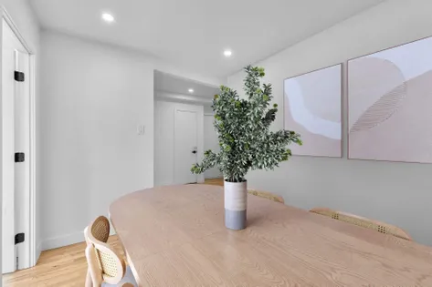3 rooms apartment of 83m² in Montreal