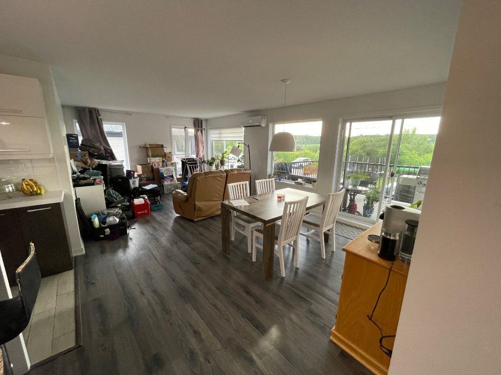 Magnifique condo/appartement 5 1/2 neuf à Mirabel (St-Augustin)