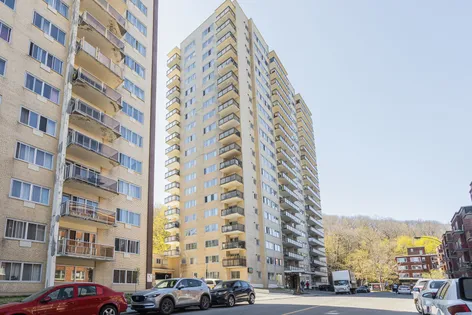 1 room apartment of 89m² in Montreal