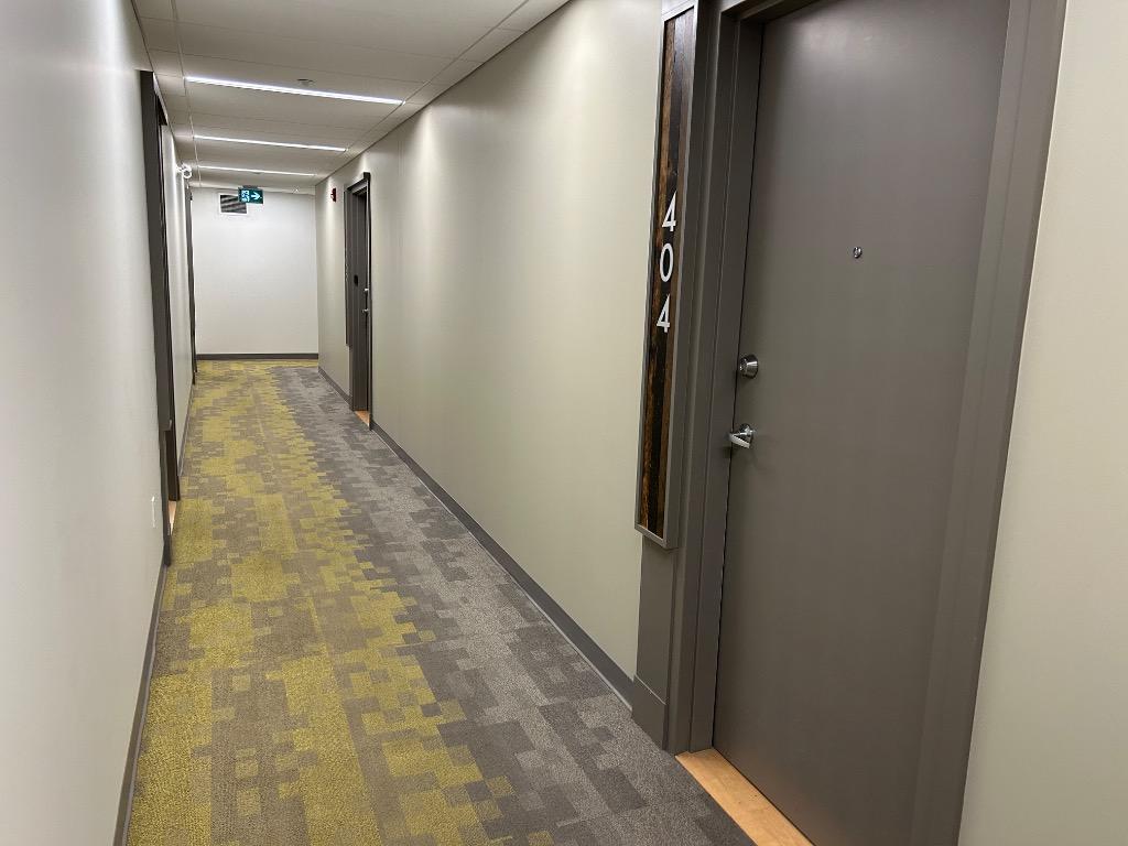 Condo moderne et central à louer à 5 min du Parlement