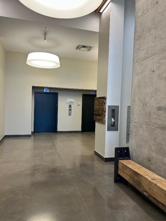 Condo moderne et central à louer à 5 min du Parlement