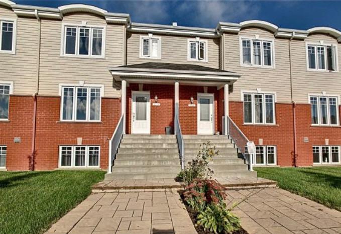 Condo sur 2 étages à louer