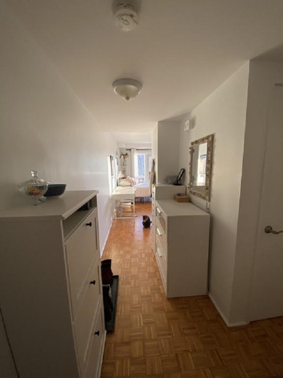 2 ET DEMI DISPONIBLE LE 1ER FÉVRIER 2026