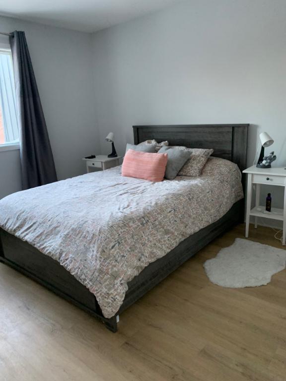 4 ET DEMI DISPONIBLE LE 1ER MARS 2026