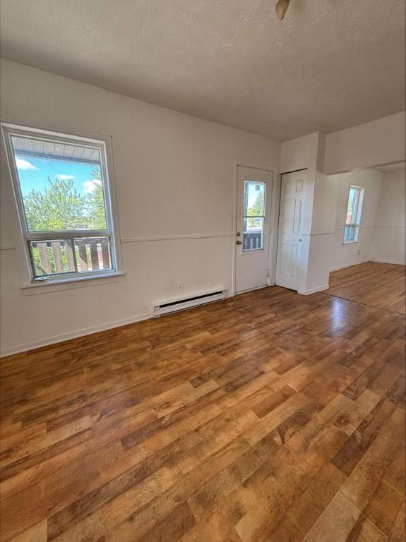 2 CH - 1 SDB - Windsor - $975 /mo