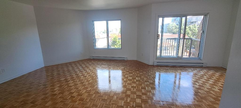 4 ½ à Montréal style condo, $1600