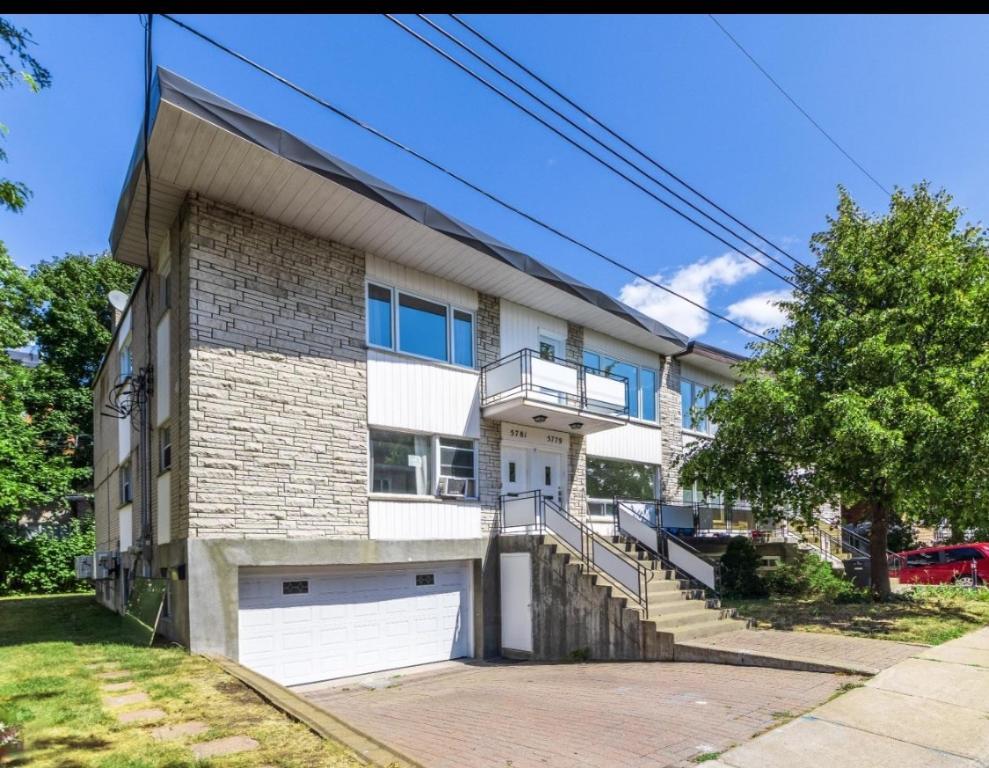 Cote St Luc 1 bed 1 bth Apartment for rent immediate occupancy