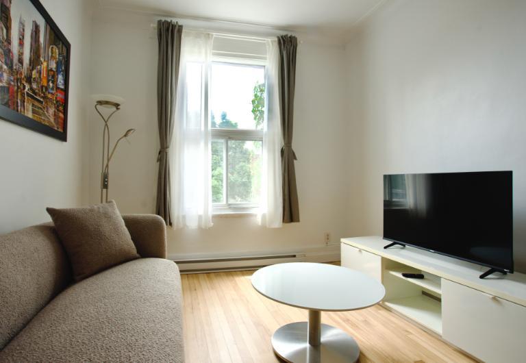 6 1/2 - Montréal (Verdun) - 2 200 $/mois