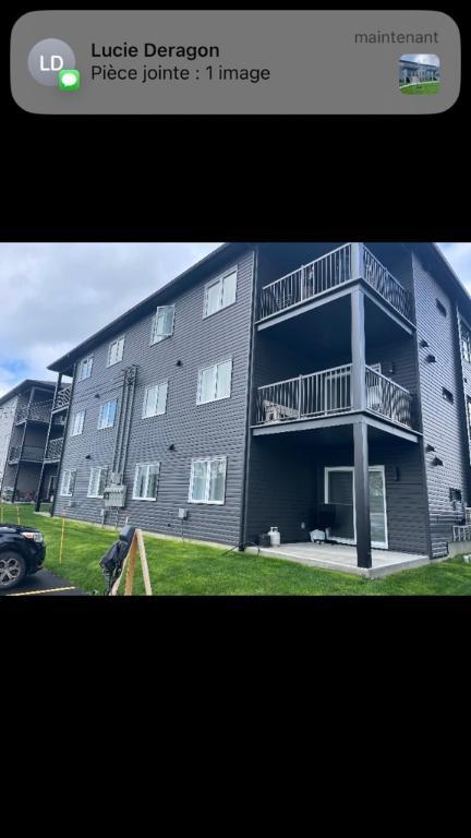 condo 5 1/2 à louer situé à farnham