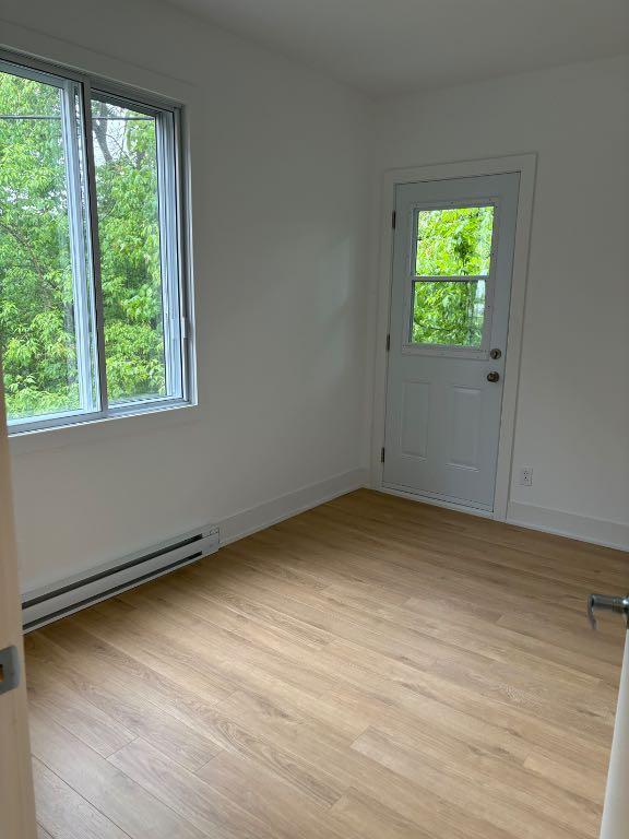 4-1/2 insonorisé libre maintenant chien accepté