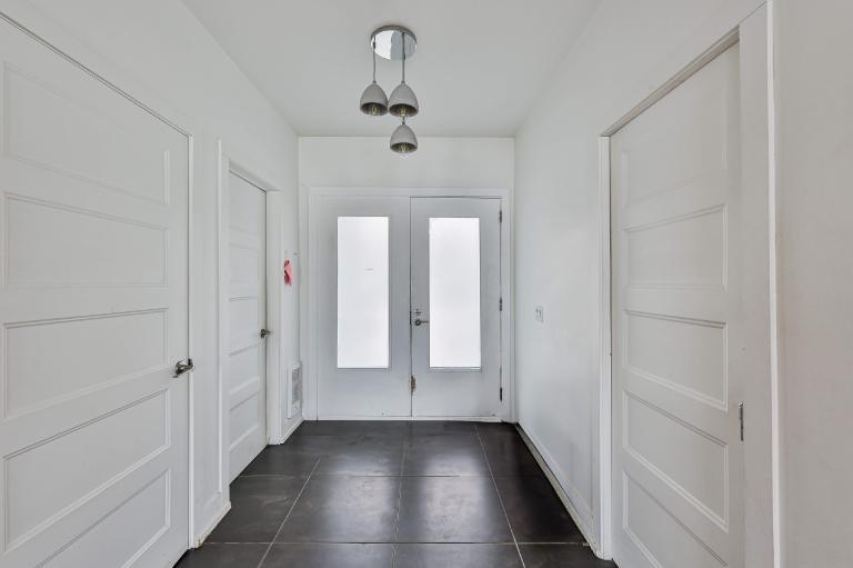 5 CH - 2 SDB - Terrebonne - $3,950 /mo