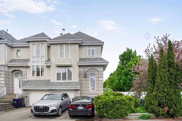 Superbe maison de ville, proche de tout!