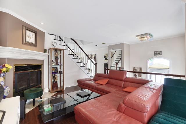 Superbe maison de ville, proche de tout!