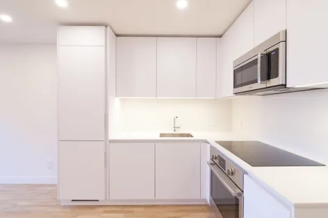 2 rooms apartment of 62m² in Montreal