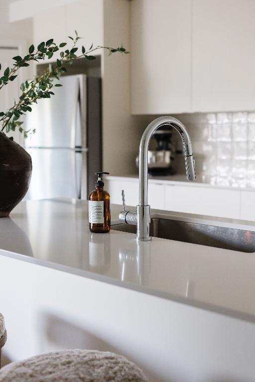 IMMEUBLE NEUF - Électros (5), wifi, a/c, stationnement (1) inclus - 3 1/2 ET 4 1/2 neufs à louer - Saint-Jérôme