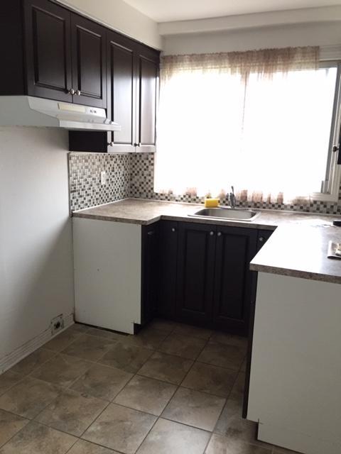 À VOIR 3 1/2 rénové appartement près métro Concorde