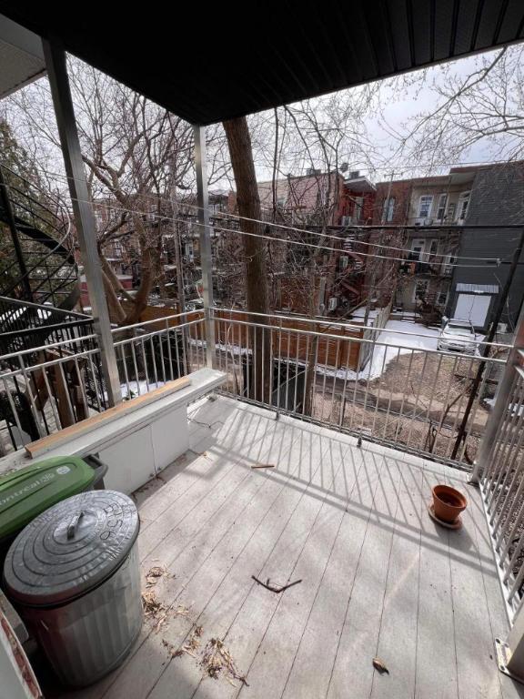 5156 Érables, Appartement 3.5 lumineux dans le Plateau