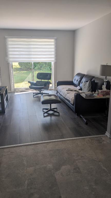 Beau grand 4 1/2 secteur hopital