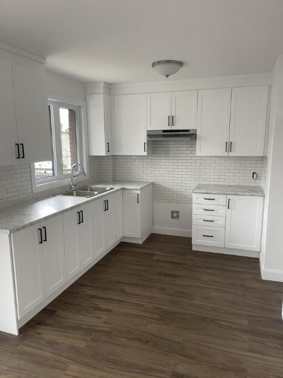 5 1/2 - Montréal (Saint-Leonard) - 1 900 $/mois