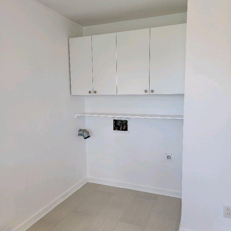 Grand 4 et demi ensoleillé à louer