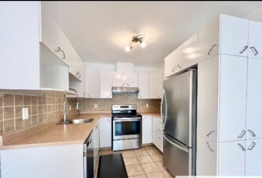 500$ de rabais sur le 1er mois, 4 1/2 à louer Boulevard des Grives Centre-Ville Gatineau