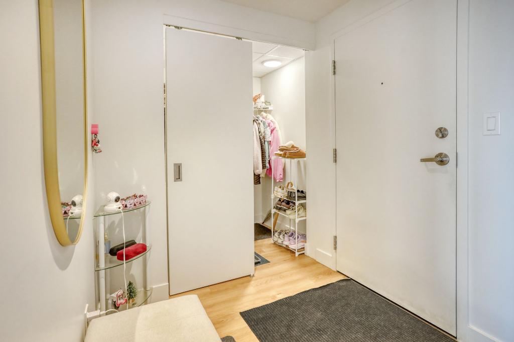 Brossard | 8405 Place St Charles | Projet récent | 9me étage | Tous les services inclus