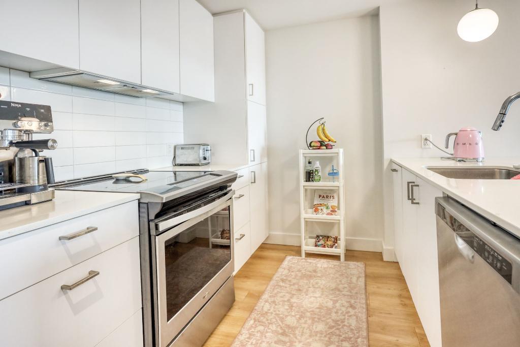 Brossard | 8405 Place St Charles | Projet récent | 9me étage | Tous les services inclus