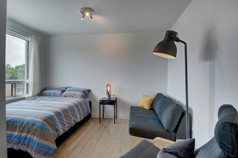 Loft entièrement meublé à louer Limoilou octobre 2025