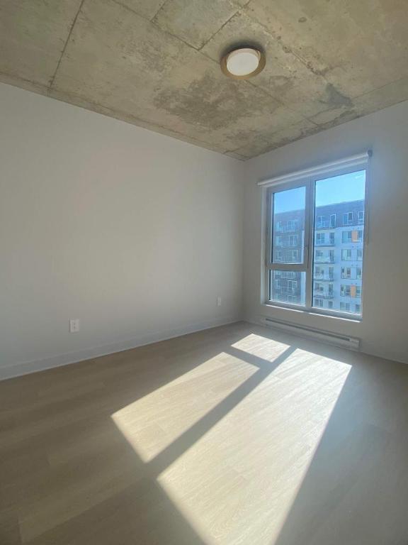 2 CH - 1 SDB - Montreal - $2,120 /mo