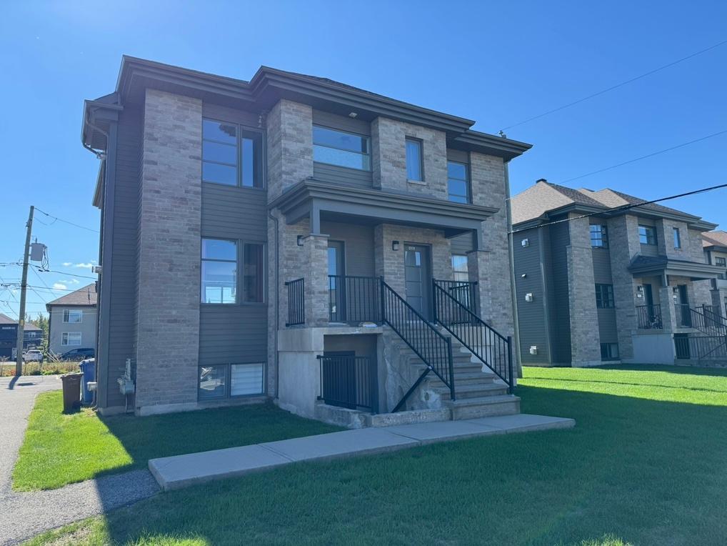 Décembre payé 4 1/2 Mirabel étage du haut - St-Augustin libre immédiatement