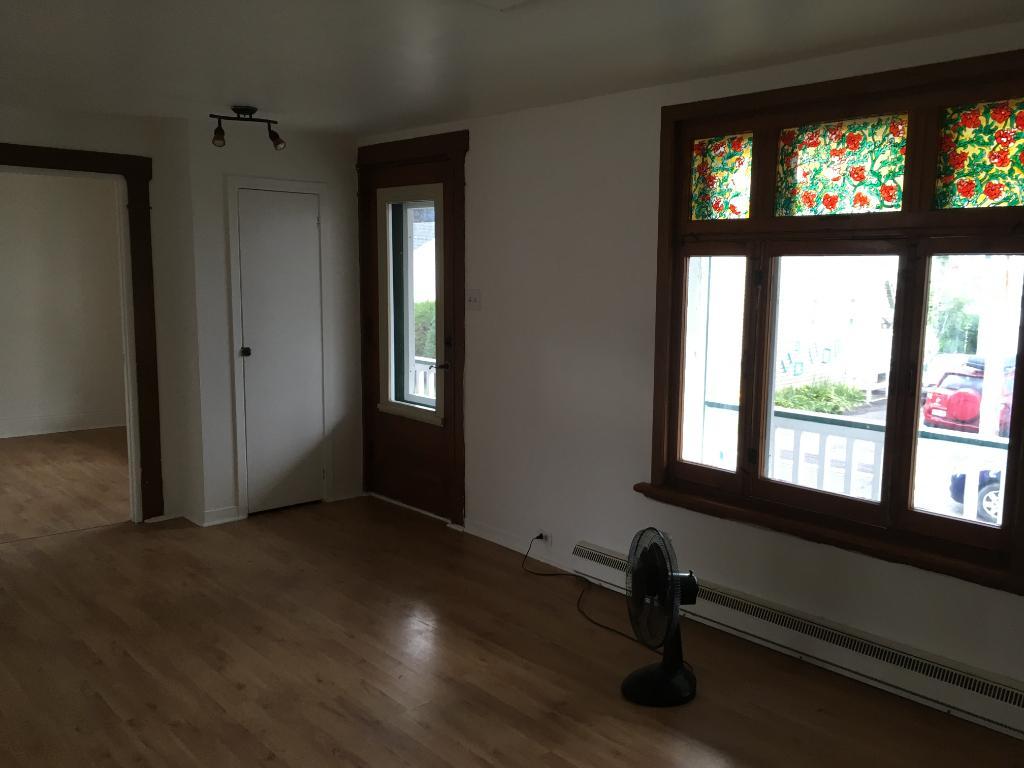 Grand 4 1/2 avec cachet ancestral