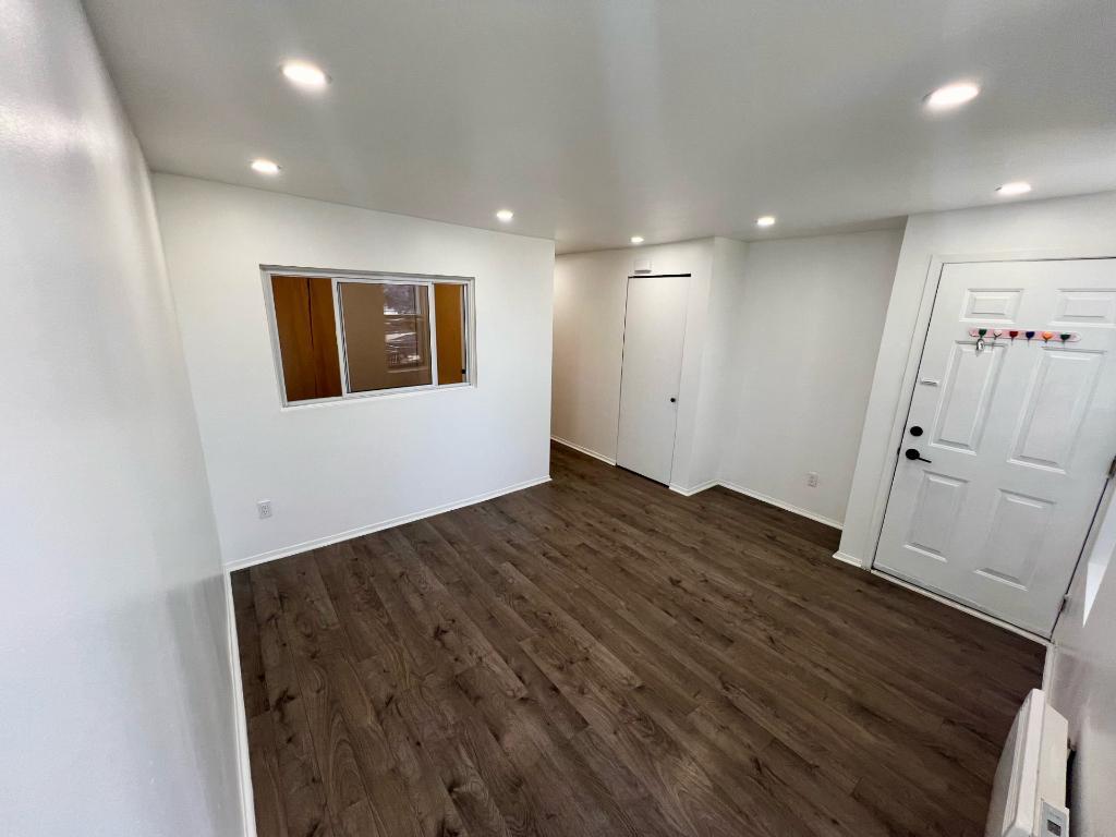 Beau 4 ½ rénové en face du métro LaSalle, Verdun