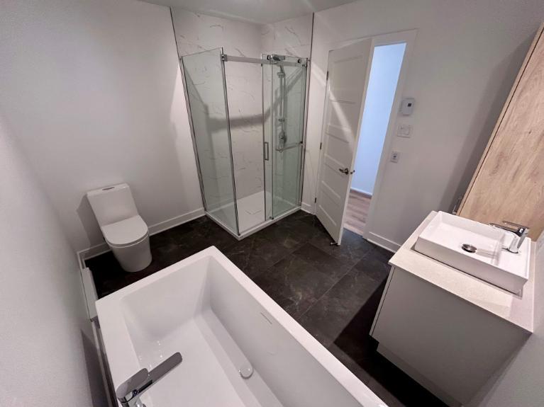 2 CH - 1 SDB - Granby - $1,590 /mo