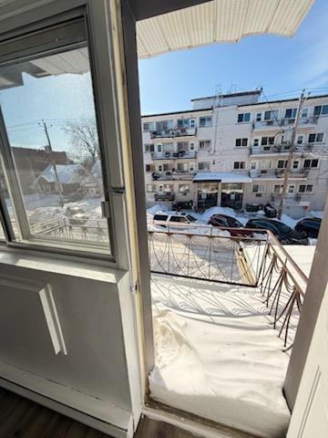 3 1/2 (1 bedroom apt) $1200 a louer Rosemont